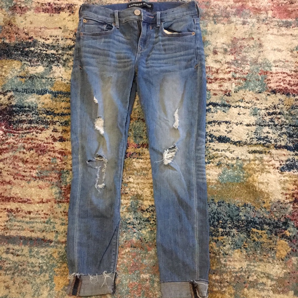 Women’s Express Mid Rise Legging Jeans